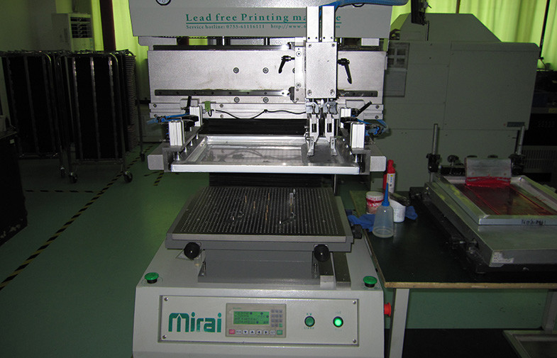 SHENZHEN YUCHIP LIGHTING CO., LTD linha de produção do fabricante