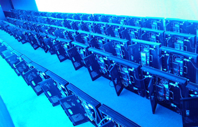 SHENZHEN YUCHIP LIGHTING CO., LTD linha de produção do fabricante