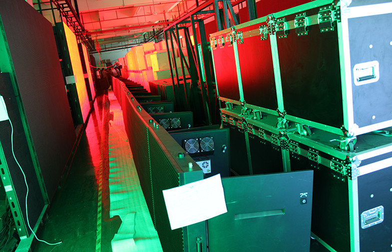 SHENZHEN YUCHIP LIGHTING CO., LTD linha de produção do fabricante