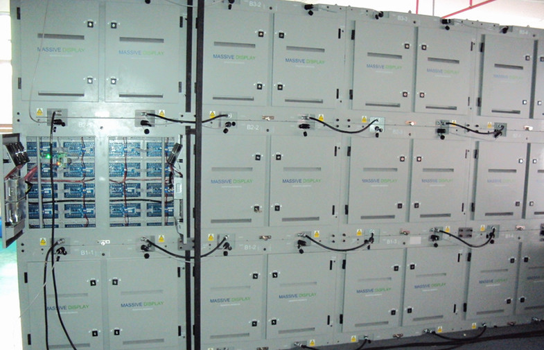 SHENZHEN YUCHIP LIGHTING CO., LTD linha de produção do fabricante